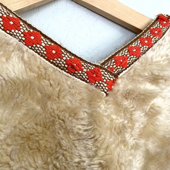 Vintage 70s Faux Fur Boho Poncho Cape - Picture 3 of 5